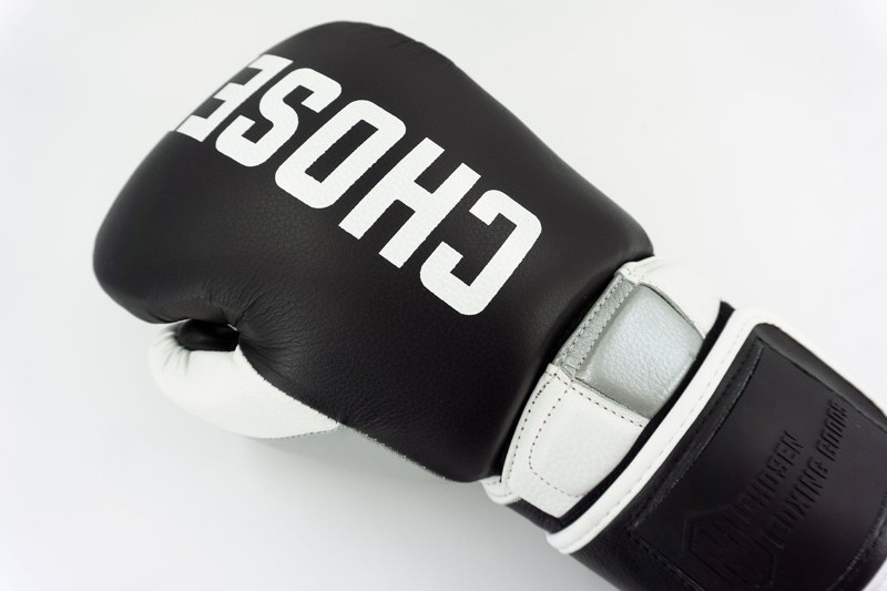 Chosen Supergel Premium Boxing Gloves-black/white