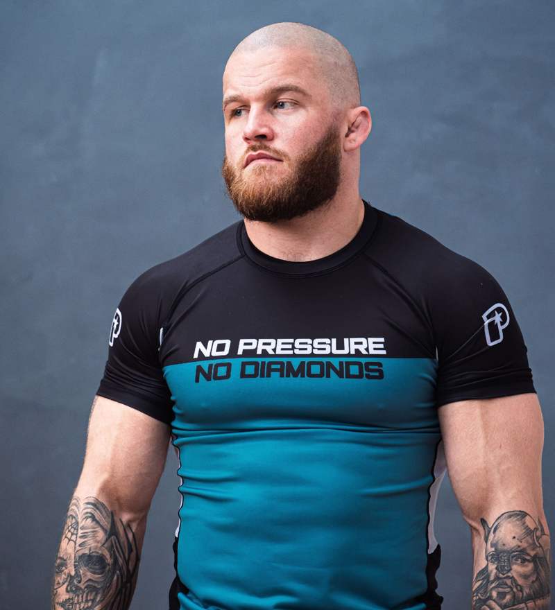 PROGRESS No pressure No diamonds rashguard