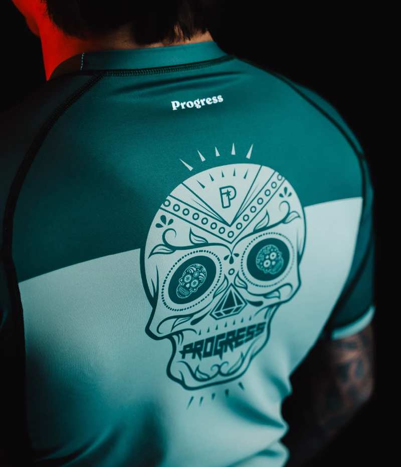 PROGRESS calavera rashguard - green