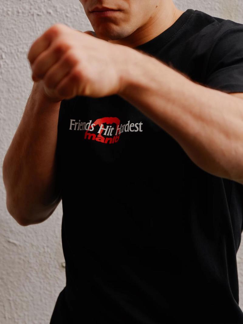 MANTO NOTHING PERSONAL tshirt- black