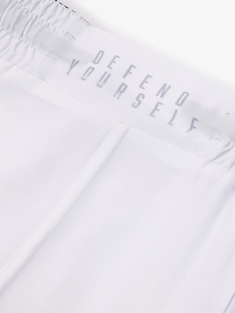 MANTO hybrid fightshorts shield -white