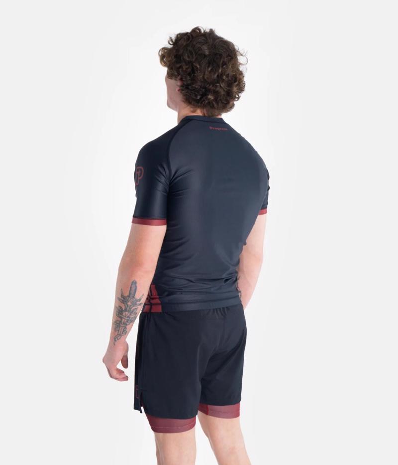 PROGRESS academy rashguard - black/maroon