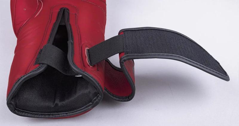 OKAMI competitor v2 BOXING GLOVES -red/black